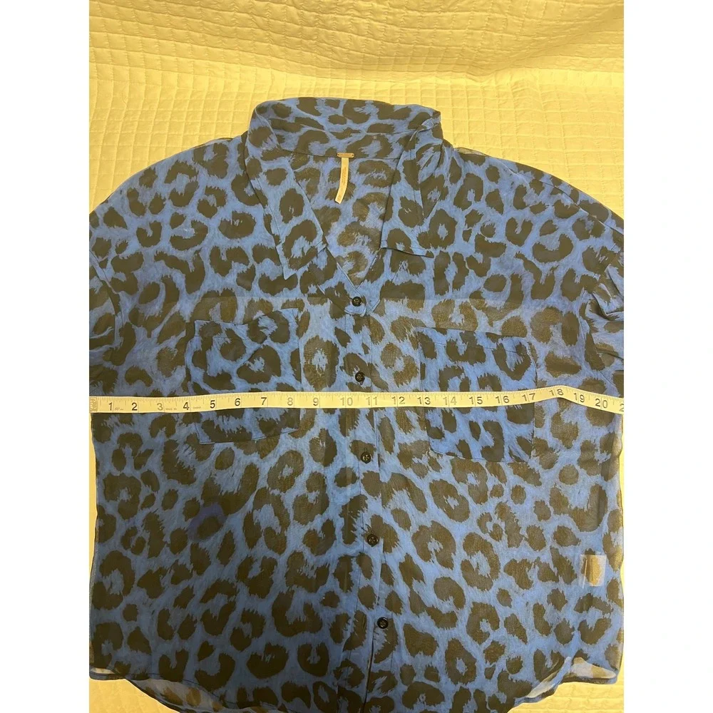 Free People Blue Leopard Animal Print Sheer Button Down Shirt XS Pocket Top